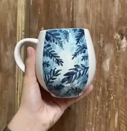Tasse feuillage bleu